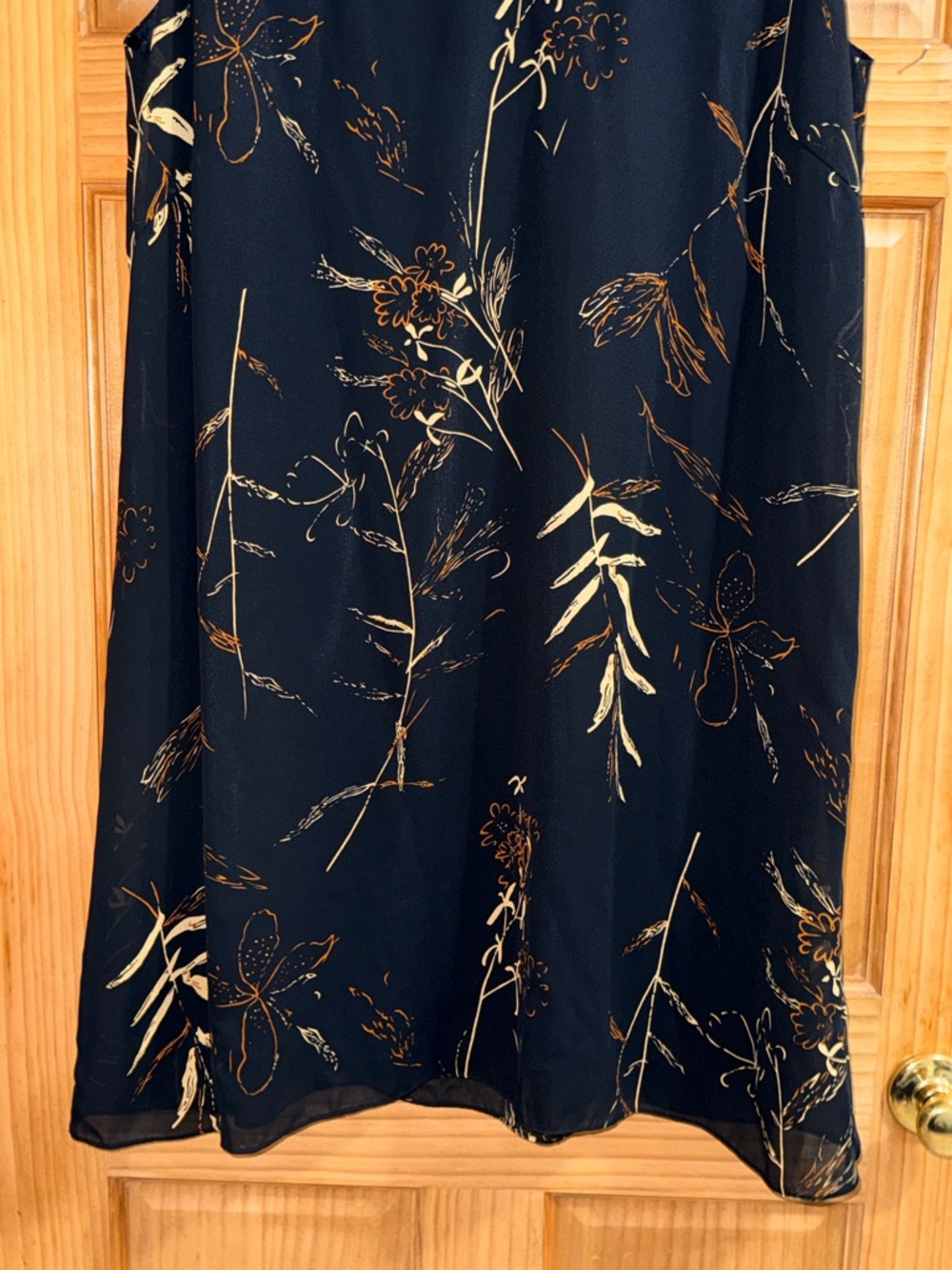 Vtg Studio C Plus Black Midi Dress with Gold Floral Accents - Picture 6 of 11